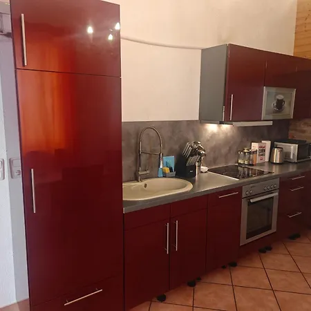 Neu Maisonette Haus Jedes Mit Eigenem Bad , Schlafen Im Mit Einbauküche