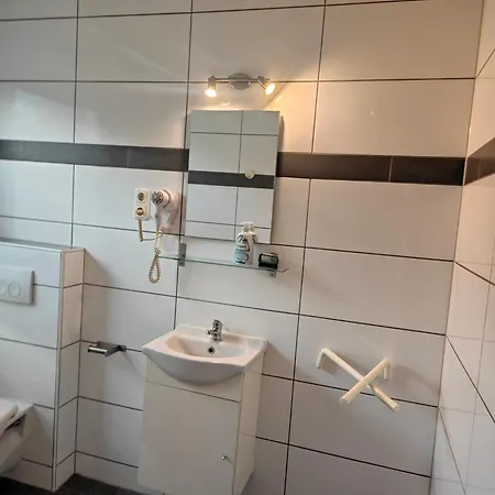 Neu Maisonette Haus Jedes Mit Eigenem Bad , Schlafen Im Mit Einbaukueche Apartment Eschweiler