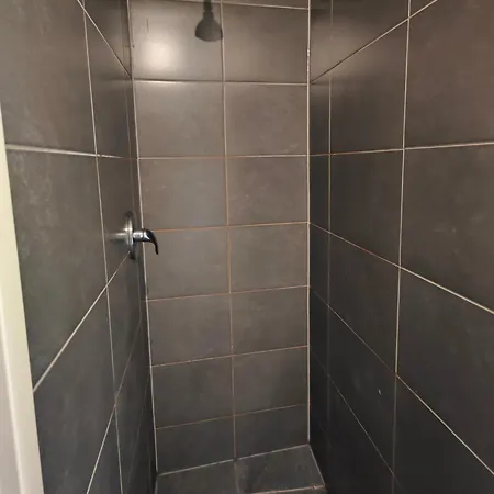 Apartment Neu Maisonette Haus Jedes Mit Eigenem Bad , Schlafen Im Mit Einbaukueche