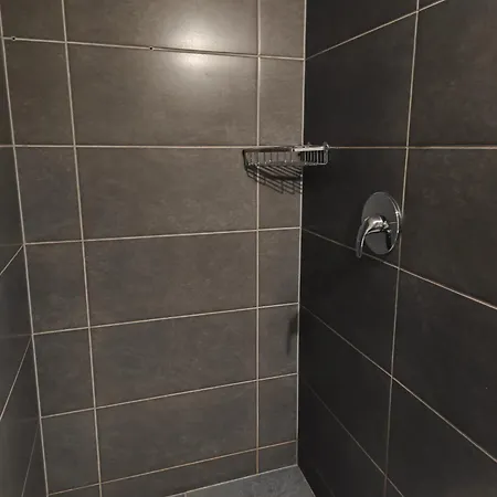 Apartment Neu Maisonette Haus Jedes Mit Eigenem Bad , Schlafen Im Mit Einbaukueche Eschweiler