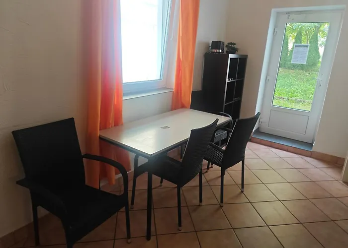 Neu Maisonette Haus Jedes Mit Eigenem Bad 7 Betten, Schlafen Im Mit Einbaukueche Lejlighed *