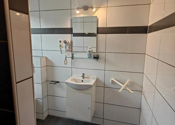 Neu Maisonette Haus Jedes Mit Eigenem Bad 7 Betten, Schlafen Im Mit Einbaukueche