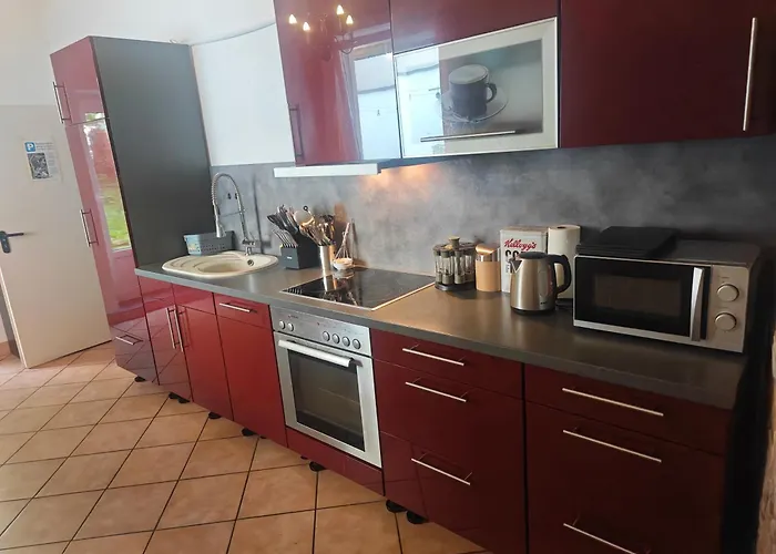 Neu Maisonette Haus Jedes Mit Eigenem Bad 7 Betten, Schlafen Im Mit Einbaukueche Lejlighed *