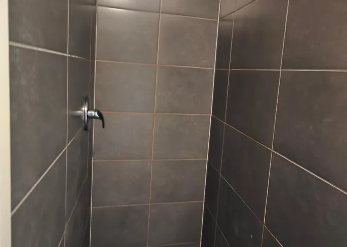 Neu Maisonette Haus Jedes Mit Eigenem Bad 7 Betten, Schlafen Im Mit Einbaukueche Lejlighed *