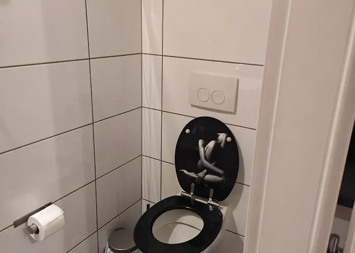 Neu Maisonette Haus Jedes Mit Eigenem Bad 7 Betten, Schlafen Im Mit Einbaukueche Lejlighed *