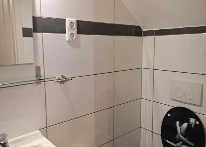 Lejlighed Neu Maisonette Haus Jedes Mit Eigenem Bad 7 Betten, Schlafen Im Mit Einbaukueche