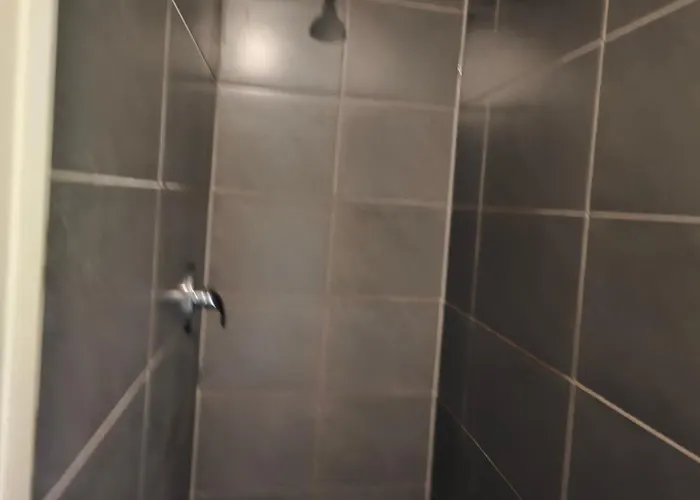 Neu Maisonette Haus Jedes Mit Eigenem Bad 7 Betten, Schlafen Im Mit Einbaukueche Lejlighed